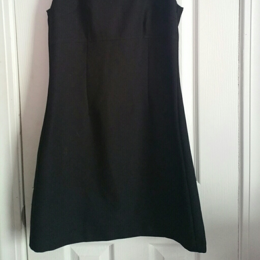 Shell dress - Picture 2 of 3